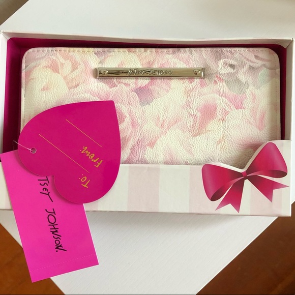 Betsey Johnson Handbags - Betsy Johnson Floral wristlet wallet